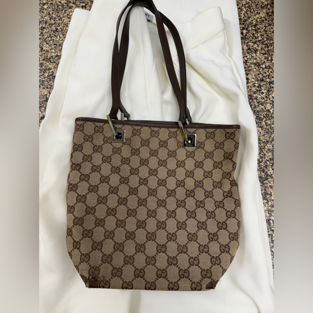 Vintage Gucci Beige and Brown Signature Tote
